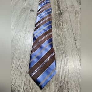Sold Brioni Mens Luxury Silk Tie